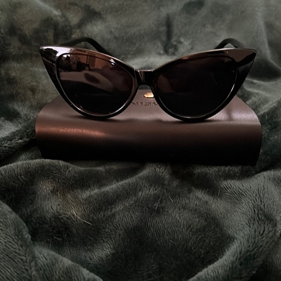 SHEIN Accessories - Never Worn Retro Style Cat Eye Shein Sunglasses